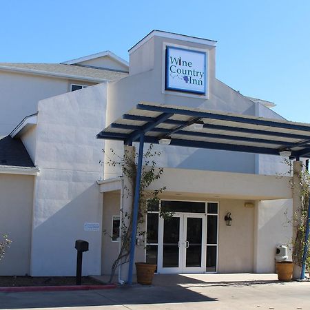 Wine Country Inn Fredericksburg Bagian luar foto