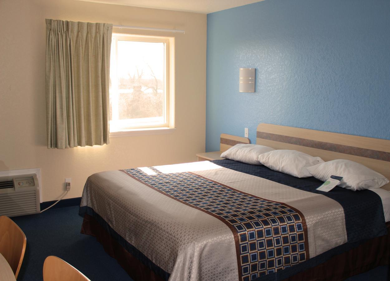 Wine Country Inn Fredericksburg Bagian luar foto