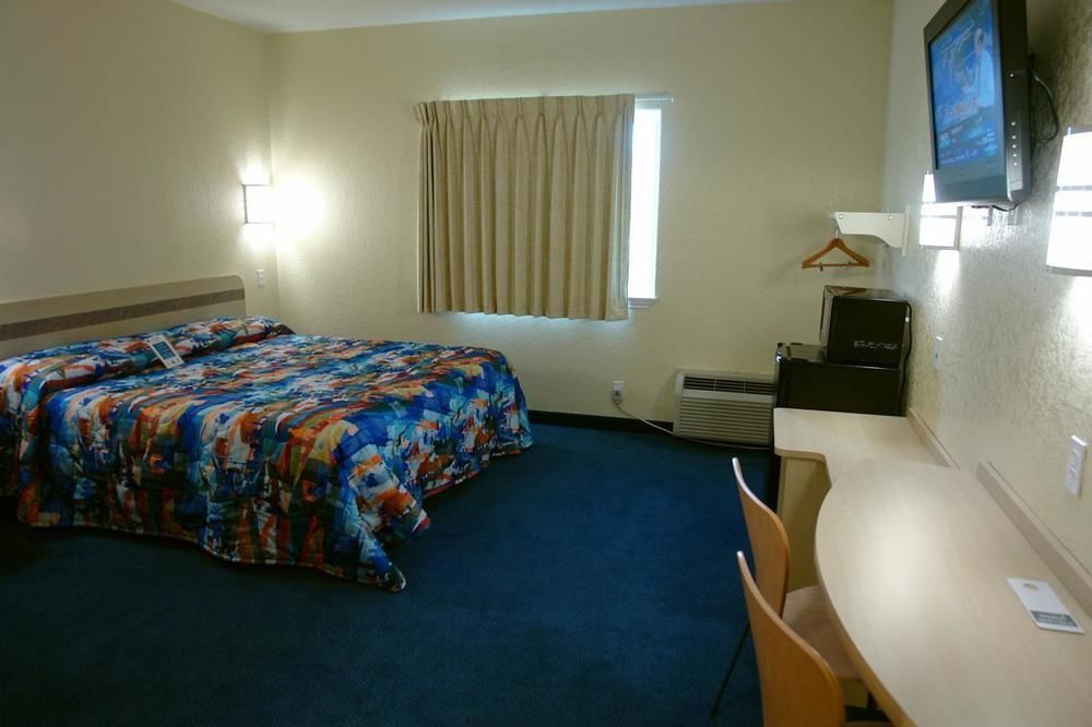 Wine Country Inn Fredericksburg Bagian luar foto